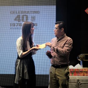 S16